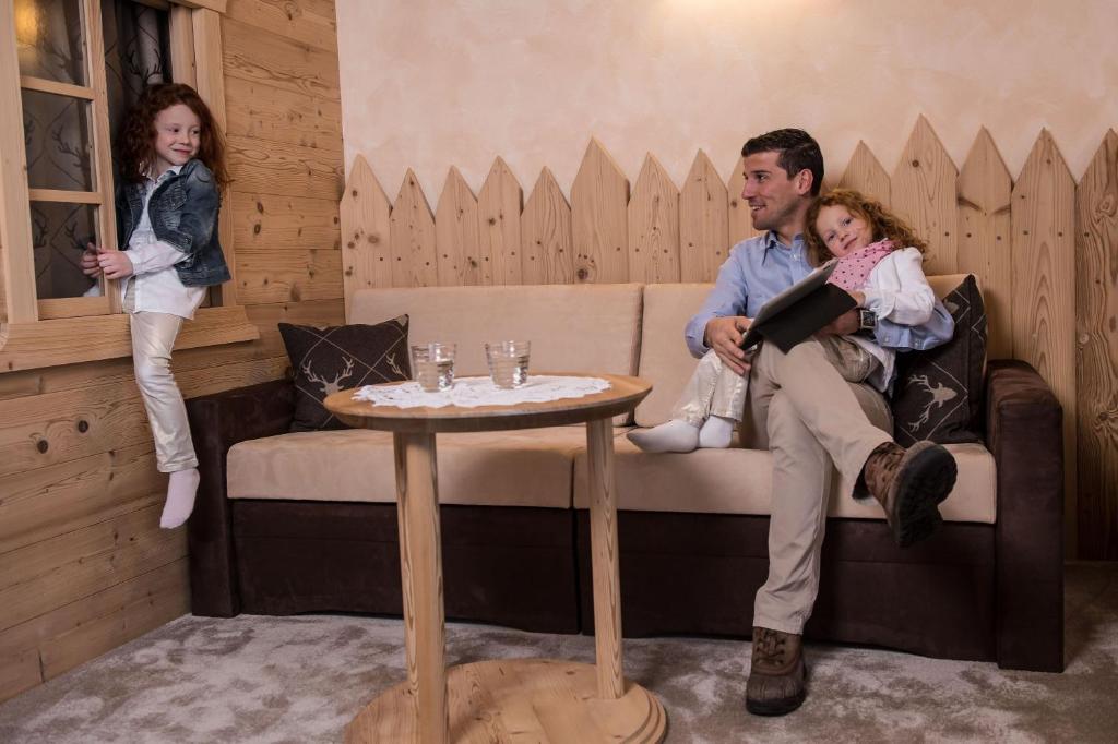 Hosté ubytování Albergo Posta Pederoa