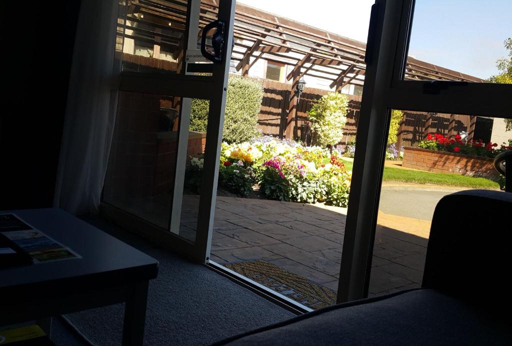 Avon City Motel - Resim 28