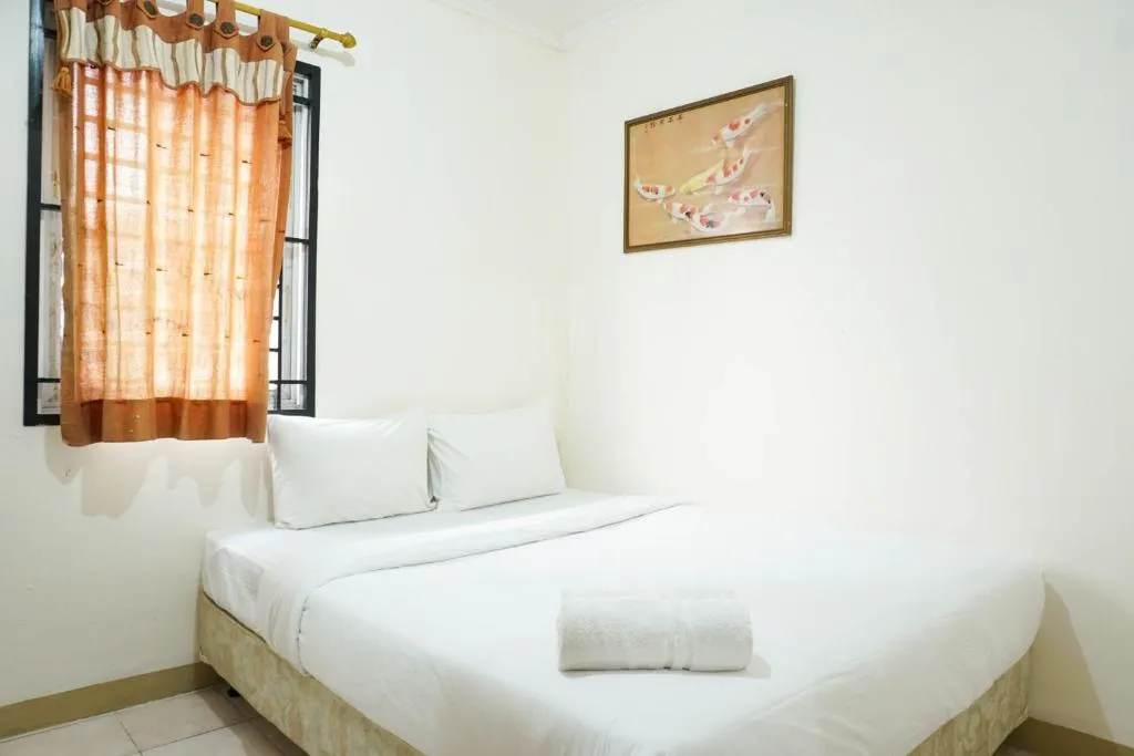 Homey and Warm 2BR Mediterania Palace Apartment By Travelio, Jakarta, Indonezia