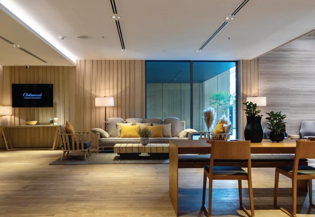 Posezení v ubytování Oakwood Suites Bangkok