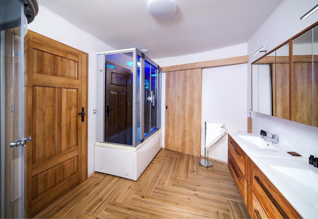Koupelna v ubytování Hotel Dymník