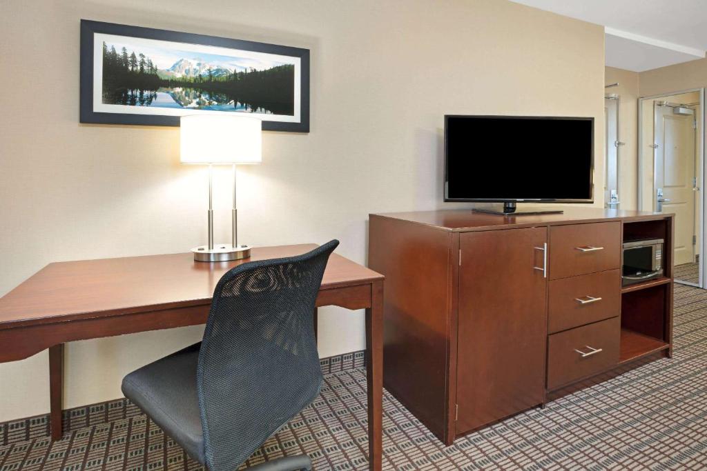 La Quinta by Wyndham Bellingham photo