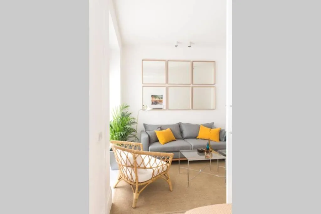 Plaza Mayor-Latina Stunning Flat - FREE Cancelation, Madrid, Spania