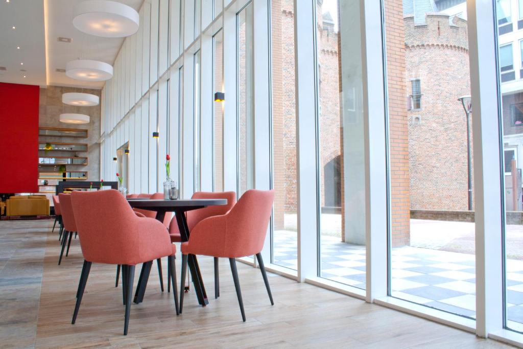 Posezení v ubytování Bastion Hotel Arnhem
