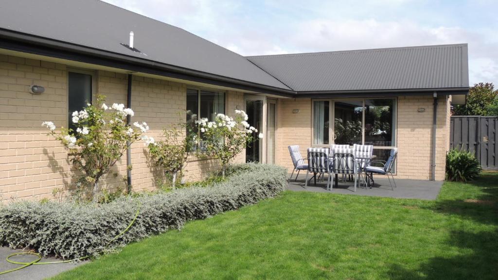 Airport, motorway, shopping handy - Resim 7