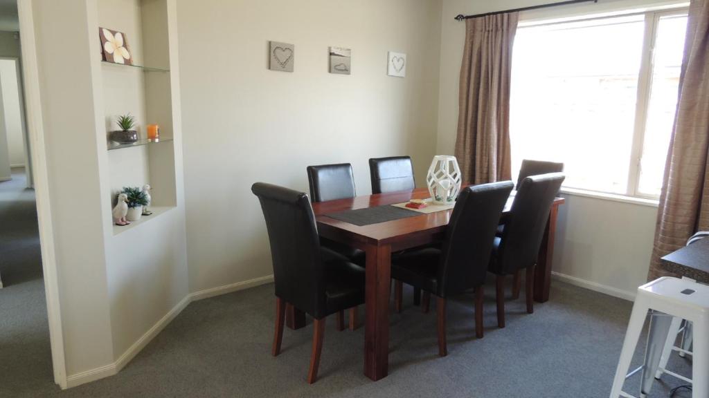 Airport, motorway, shopping handy - Resim 12