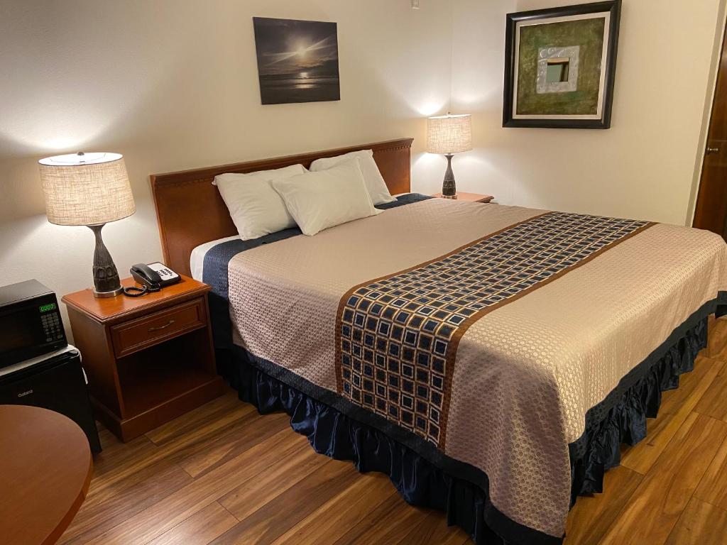 Vantage Point Inn - Woodland Hills - Chambre Lit King-Size - Non-Fumeurs