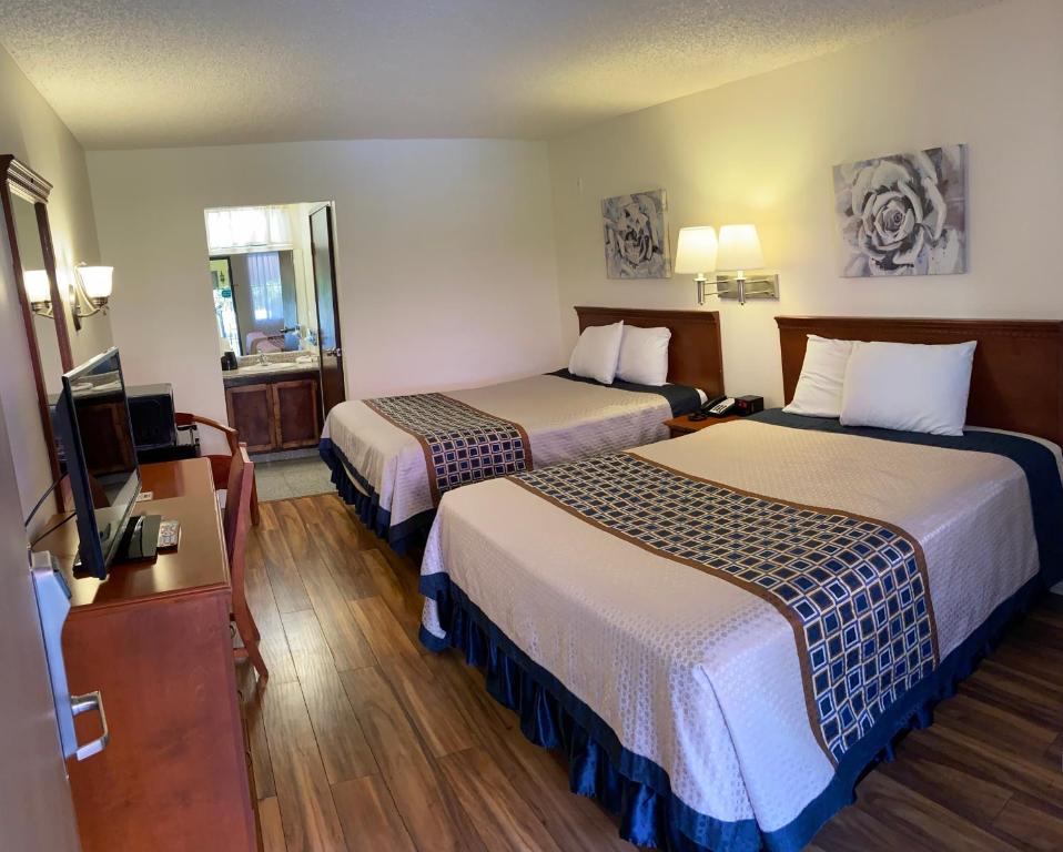 Vantage Point Inn - Woodland Hills - Chambre Queen Avec 2 Lits Queen-Size - Non-Fumeurs
