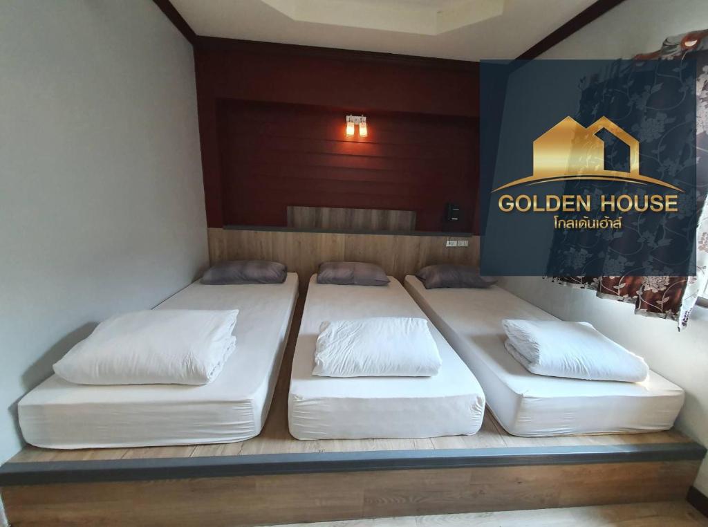 Golden House Hotel Sakaeo - Habitación Triple De Lujo
