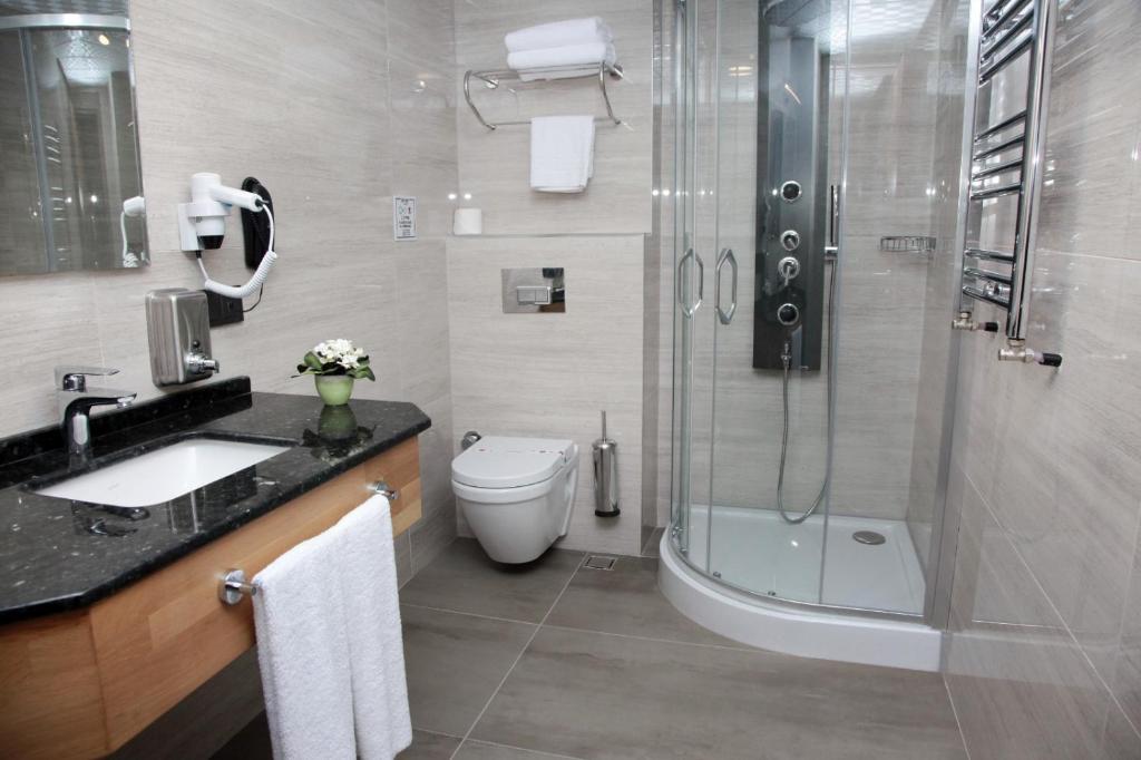 Koupelna v ubytování Oytun Park Hotel