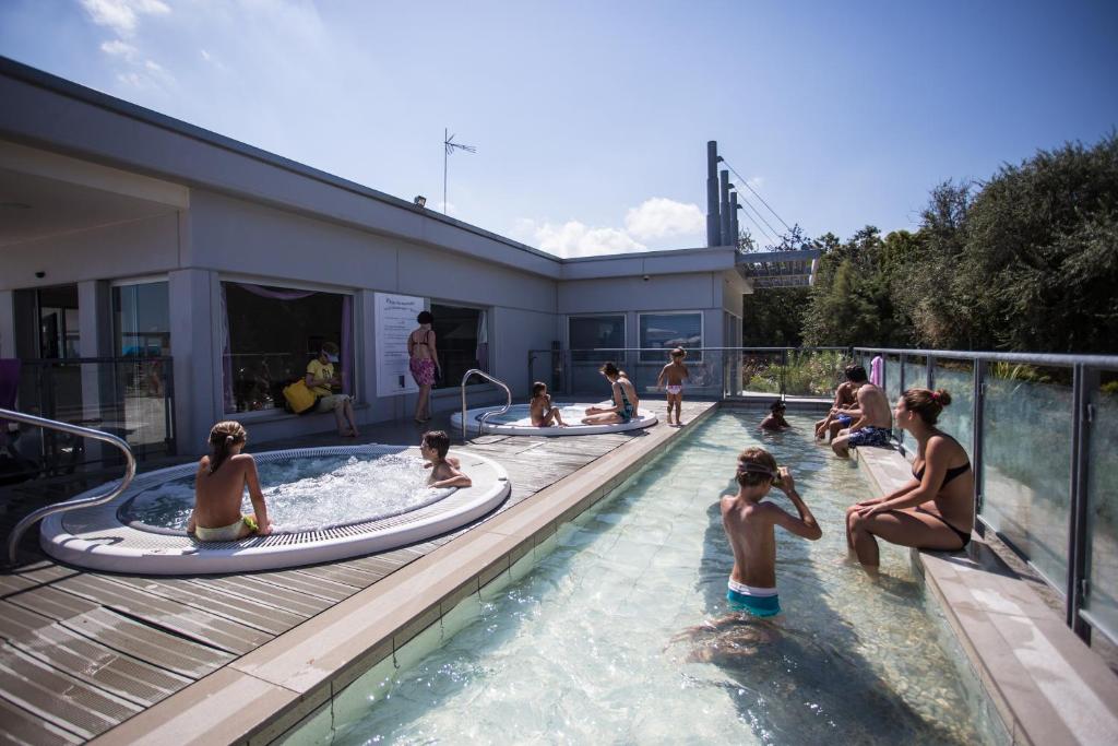 Hosté ubytování Hotel Roxy