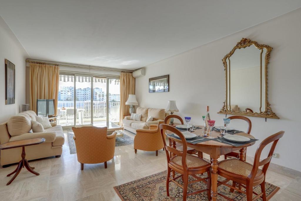85 sqm 3 Bdrm Apartment Pointe Croisette-Beaches by Olidesi - Housity