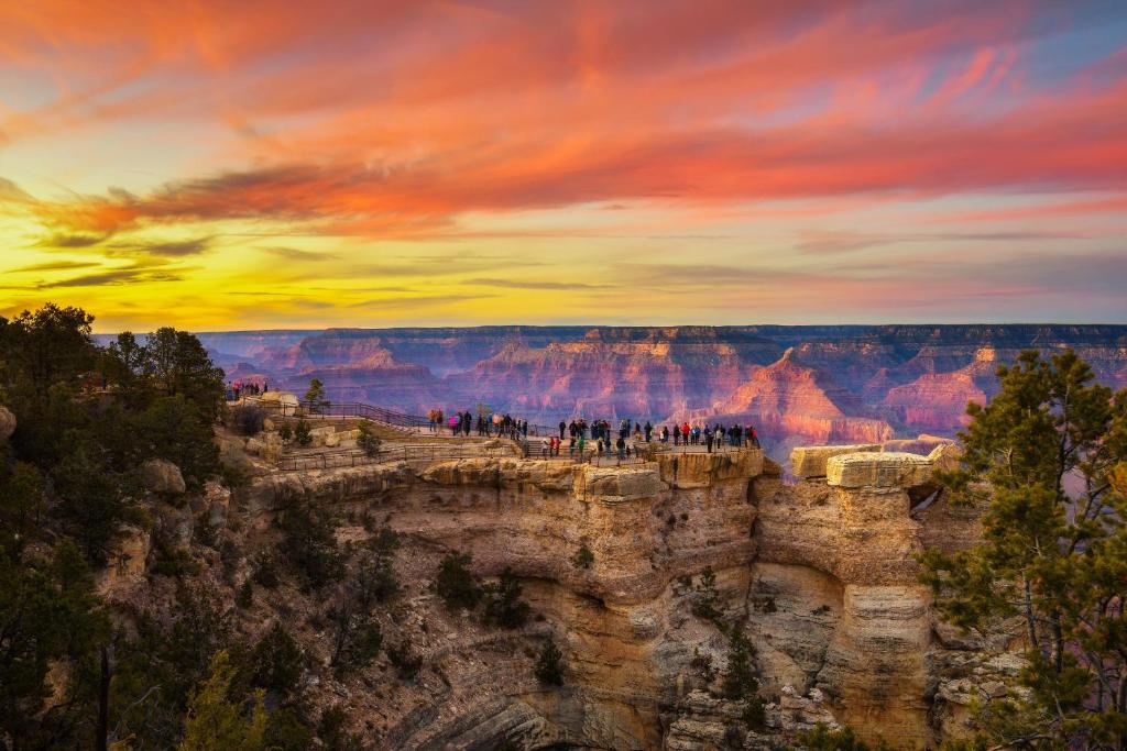 Grand Canyon Hotel & Suites photo
