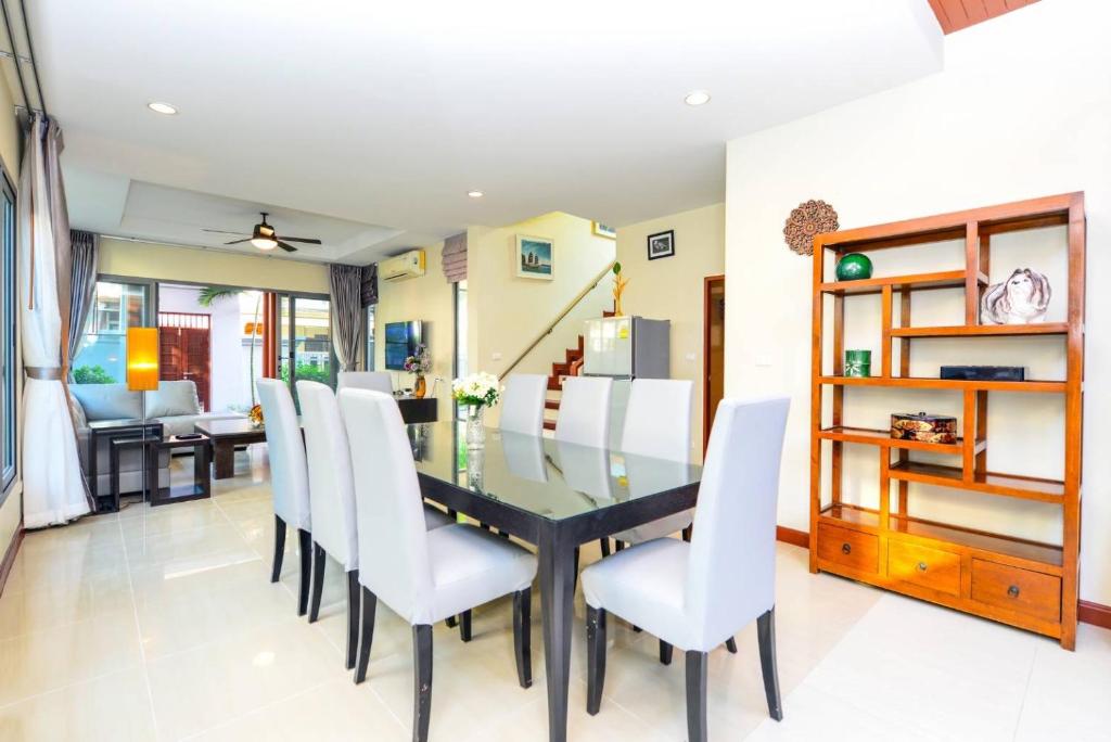 74 Patong villa walk to Bangla Rd in 10min 3 room cozy modern style - Villa De Tres Habitaciones