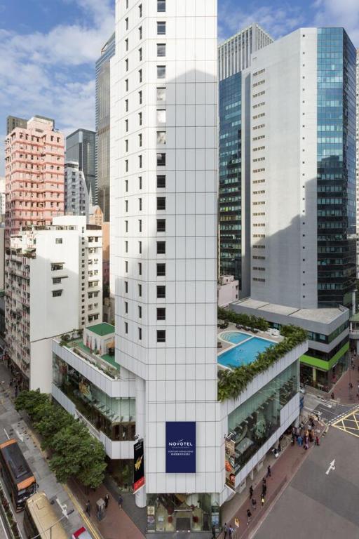 Bazén v ubytování Novotel Century Hong Kong nebo v jeho okolí