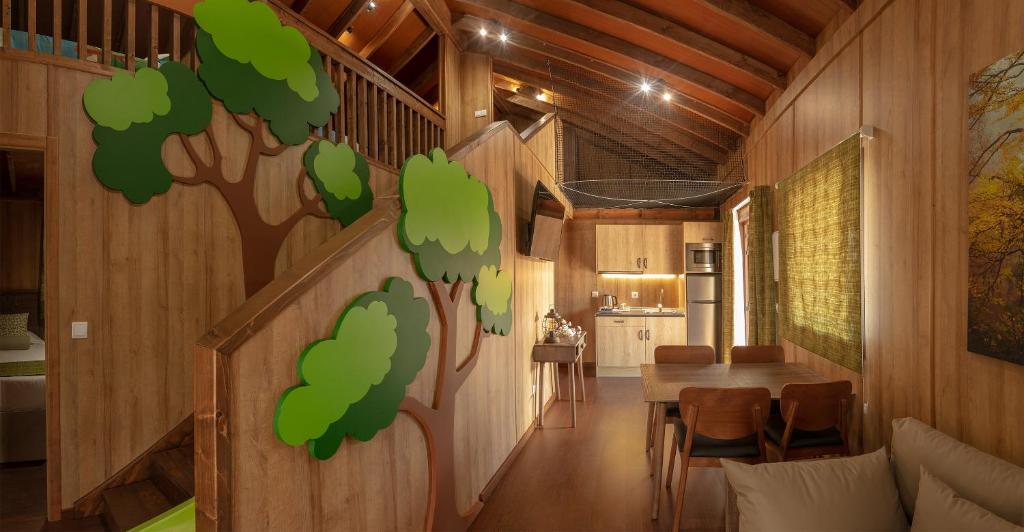 Magic Robin Hood, Albir – Preços atualizados 2023