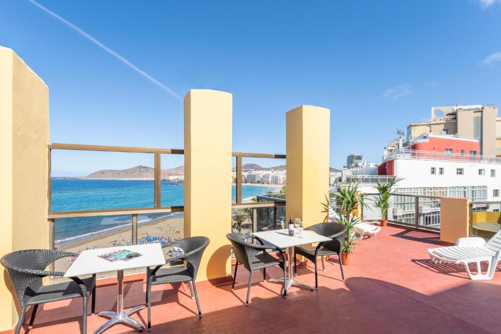 Apartamentos Colón Playa, Las Palmas de Gran Canaria – Prezzi ...