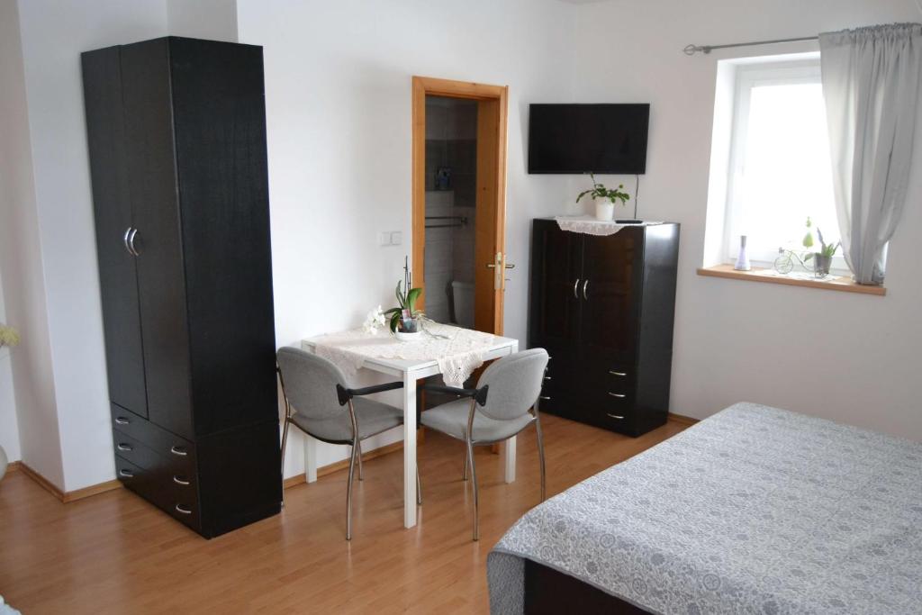 Fotografie z fotogalerie ubytování Pension u sovy v Sušici