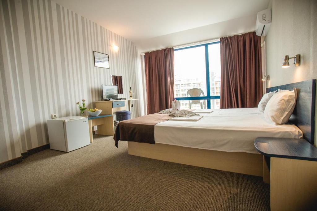 Bohemi Hotel All inclusive and free parking - Family Room With Balcony
