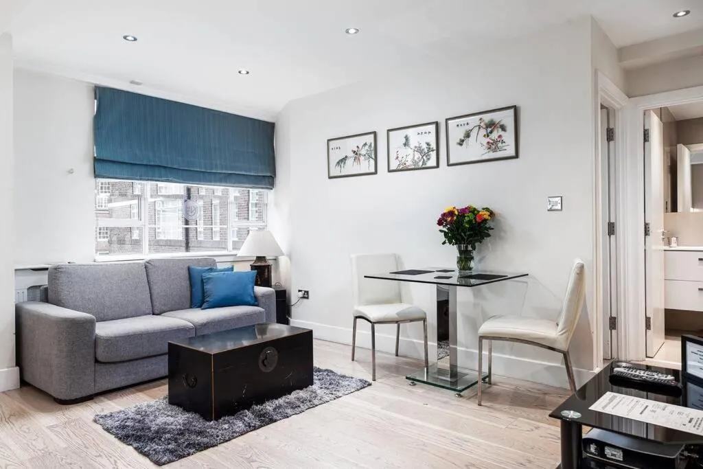 Apartment 624 - Nell Gwynn House, Chelsea, Londra, Marea Britanie