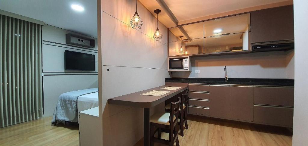  Studio Novo Adaptado com Ar Condicionado - ALL1102