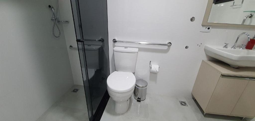  Studio Novo Adaptado com Ar Condicionado - ALL1102