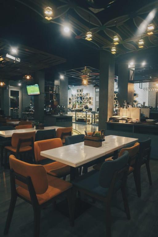 Restaurace v ubytování Ayani Hotel Banda Aceh