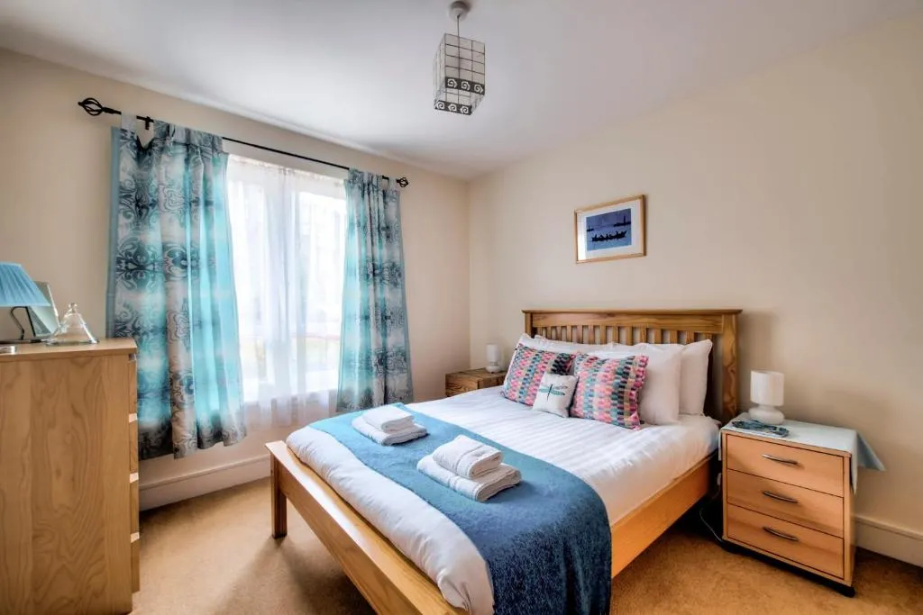 Bright Spacious 2BDR Flat, Edinburgh, United Kingdom