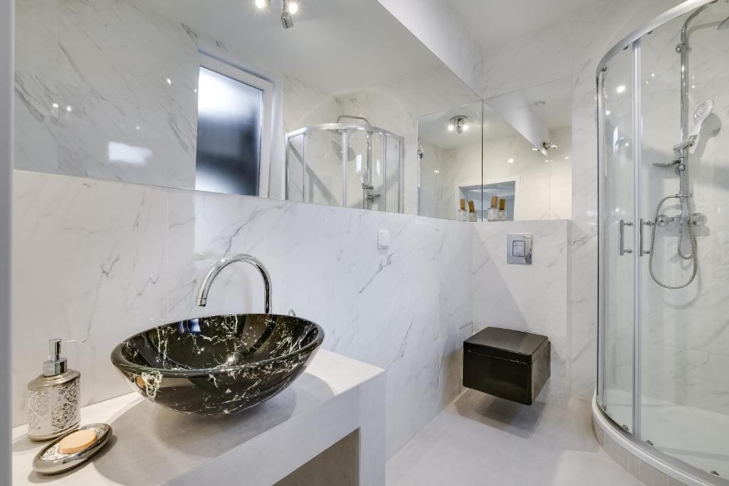 SAVOY Mariacka Apartments - Resim 36