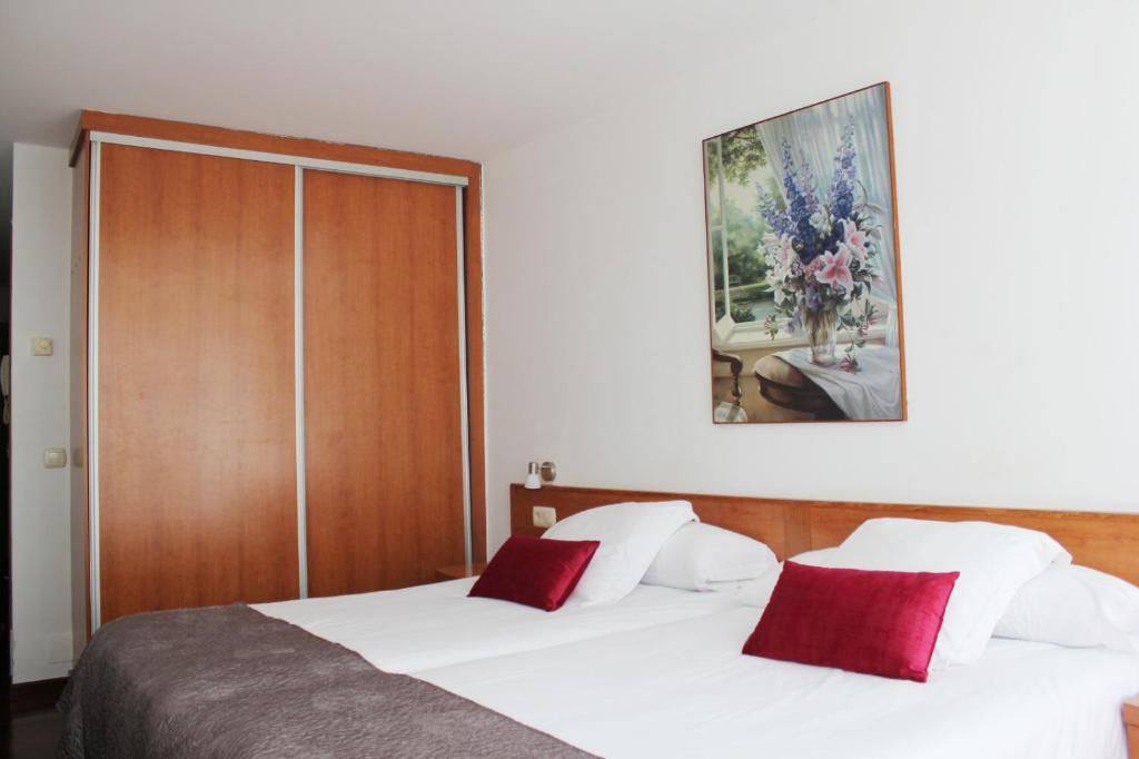 Hotel Hórreo by Bossh! Hotels - Resim 5