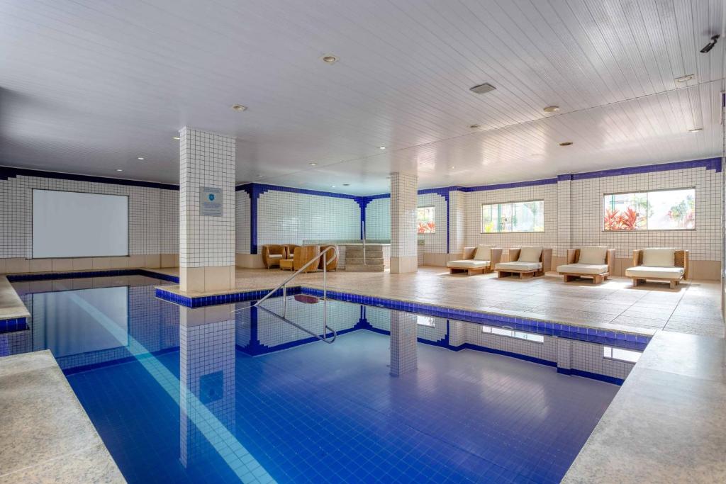 Bazén v ubytování Wyndham Olímpia Royal Hotels nebo v jeho okolí