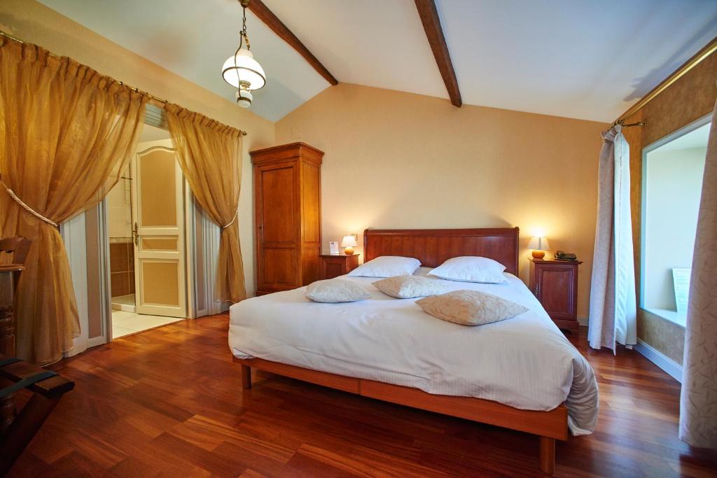Château de la Richerie - proche Puy du Fou - Standard Queen Room
