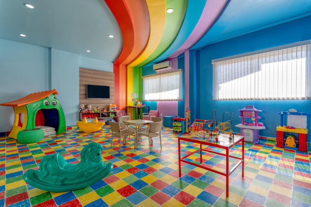 Dětský klub v ubytování Wyndham Olímpia Royal Hotels