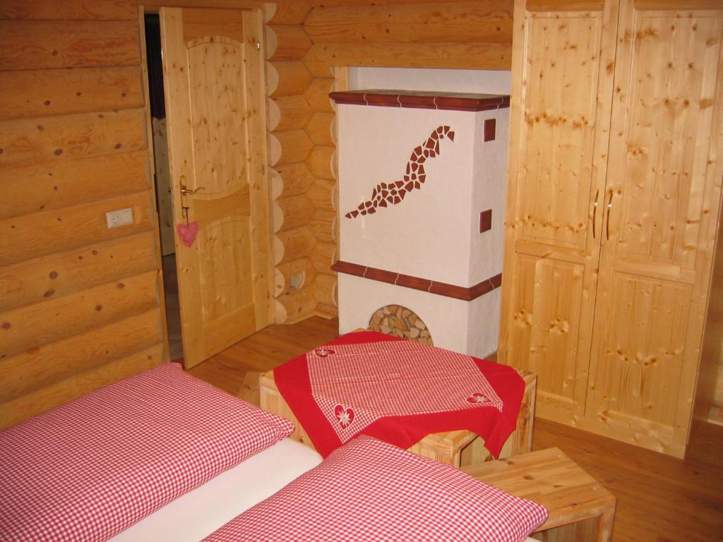 Postel nebo postele na pokoji v ubytování Tomperkasa