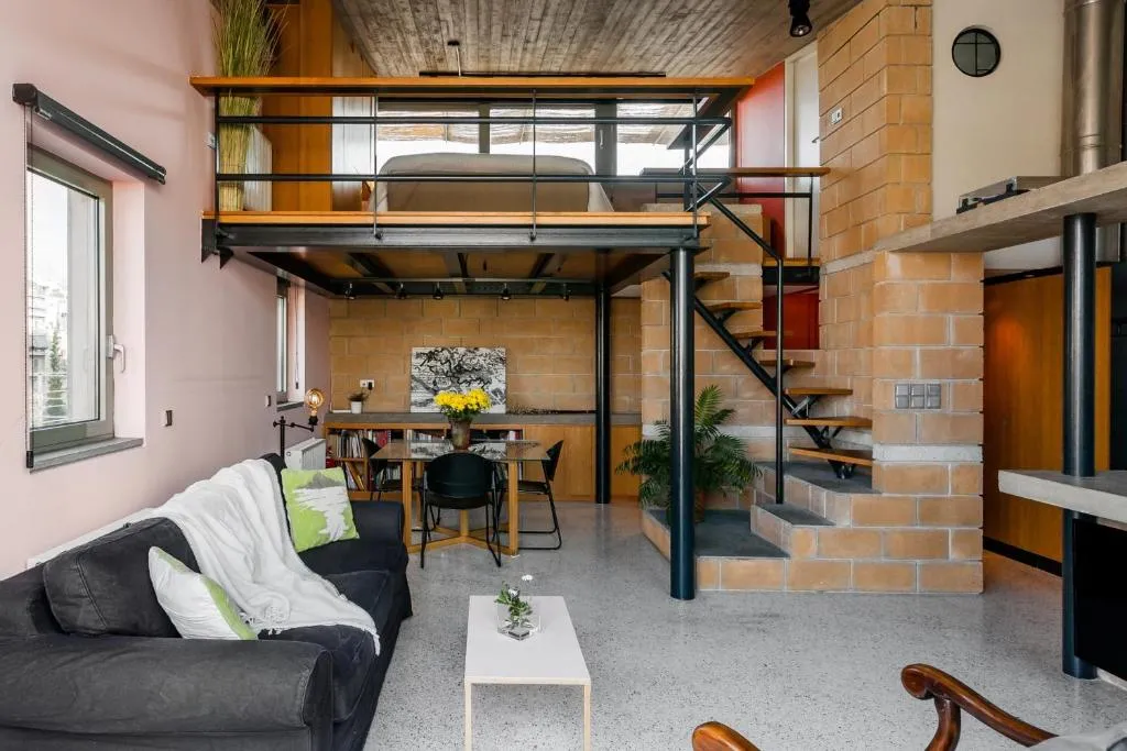 Awarded Loft in the Center of Athens, Atena, Grecia