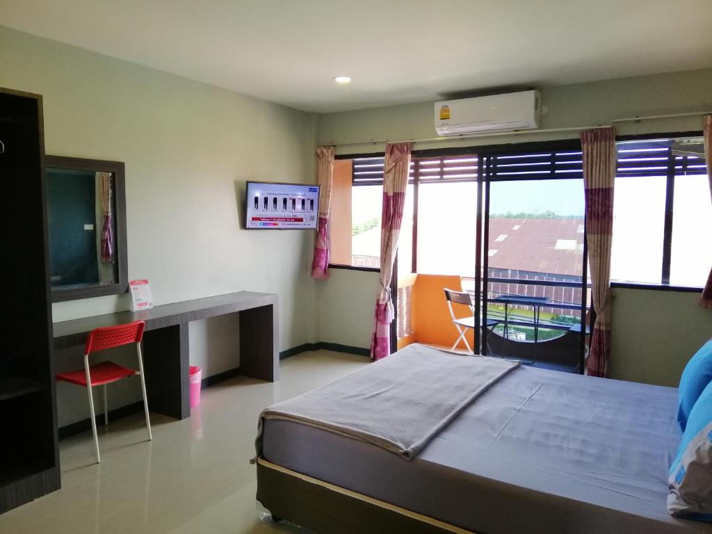 ศรีกรุงดีลักซ์โฮเตล - Queen Room