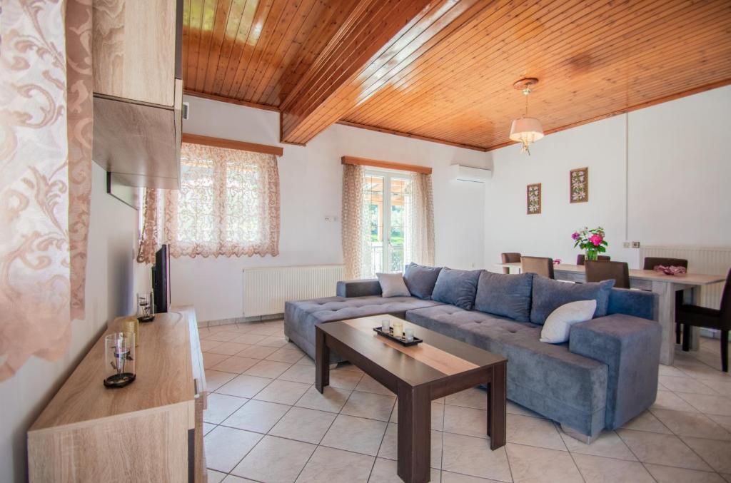 Posedenie v ubytovaní Family Private Homes & Sea View by "elite"