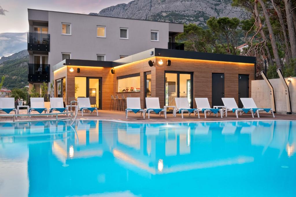 Booking.com: Noemia Family Resort , Baška Voda, Hrvatska - 243 Recenzije  gostiju . Rezervirajte svoj smještaj već sada!