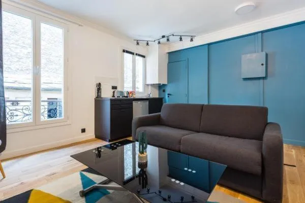 CMG Bastille - Faubourg Saint Antoine 2DD, Paris, Franţa