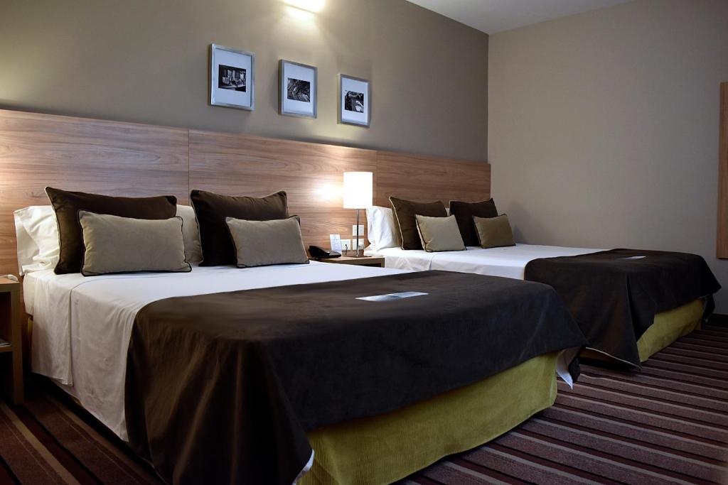 Hotel Tower Inn & Suites - Habitación Queen Con Dos Camas Queen