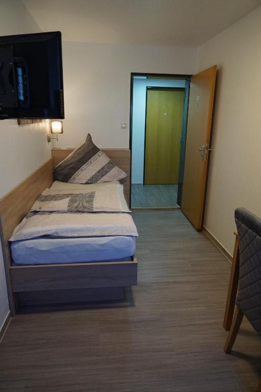 Pension Appelt - Single Room With Private Bathroom