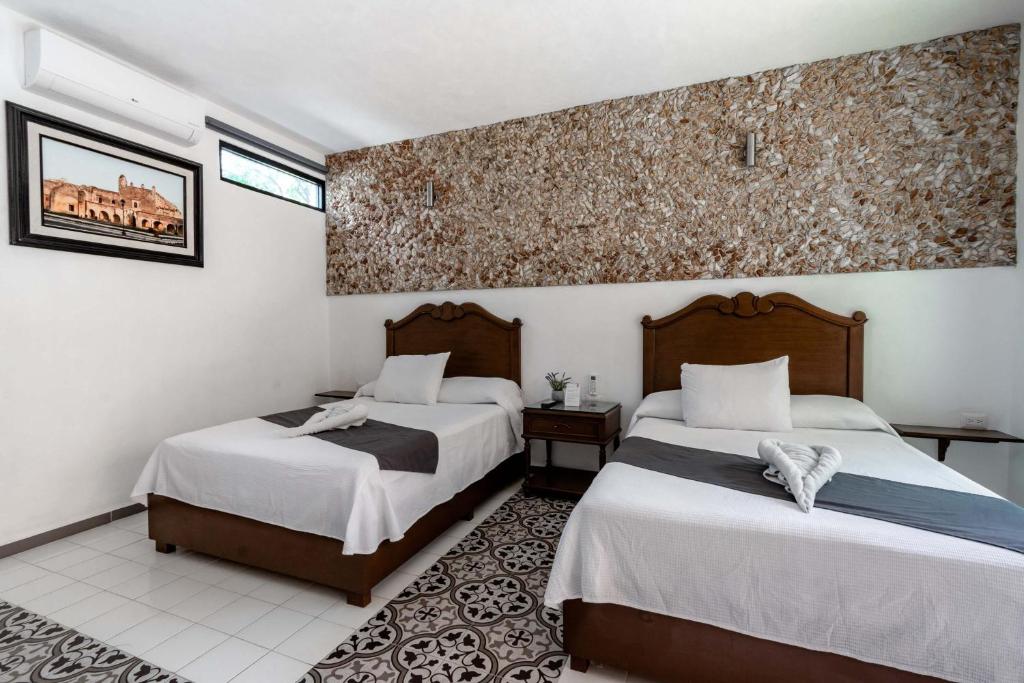 Hotel Colonial Zaci by GuruHotel