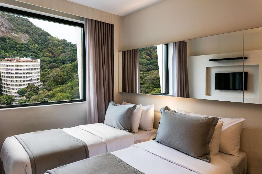  Best Western Plus Copacabana Design Hotel