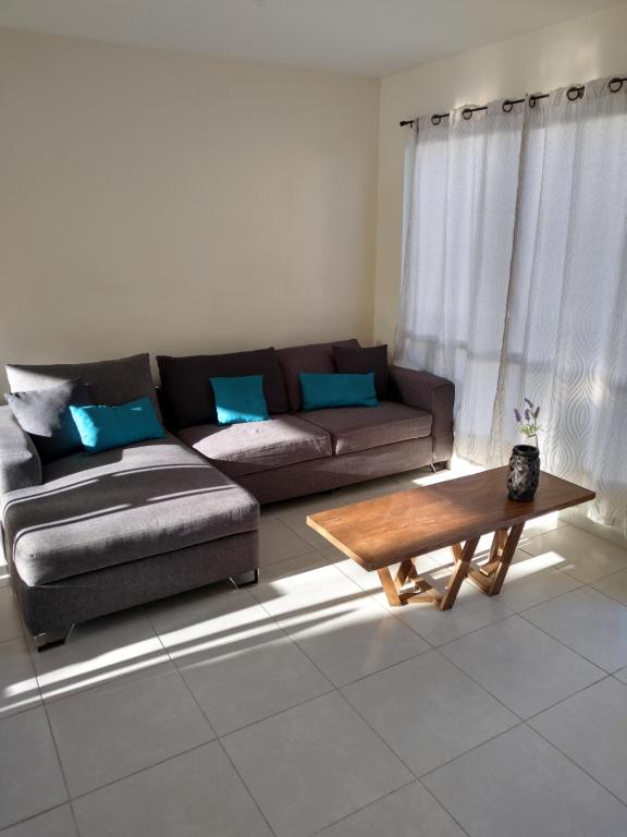 Casa en privada frente zona industrial