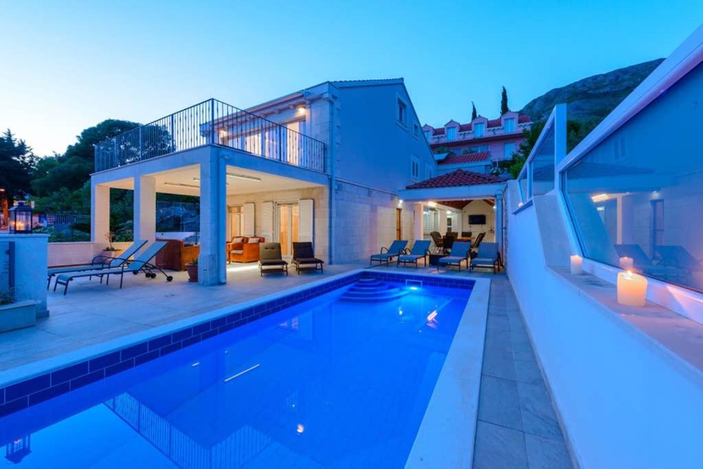 Bazén v ubytovaní Villa Mlini with private Pool and Sea view alebo v jeho blízkosti