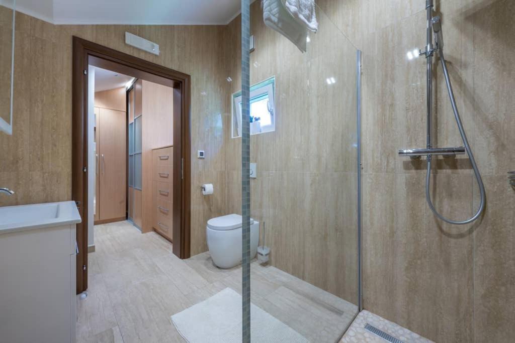 Kúpeľňa v ubytovaní Villa Mlini with private Pool and Sea view