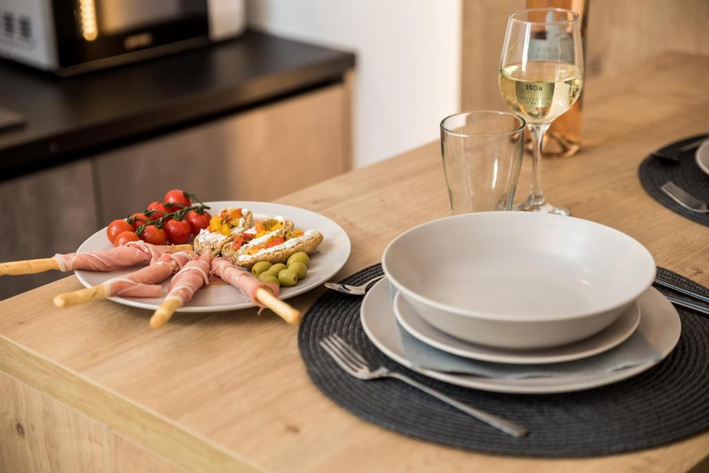 Saint Vitus Apartments with balcony - 15