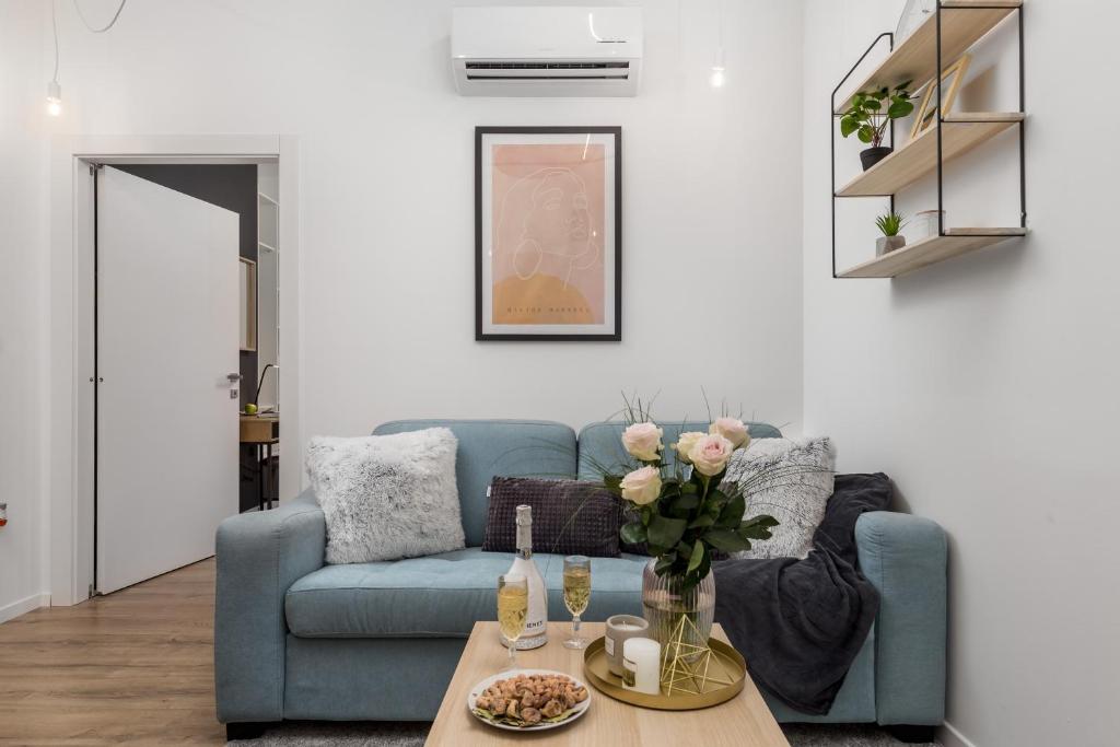 Saint Vitus Apartments with balcony - 1