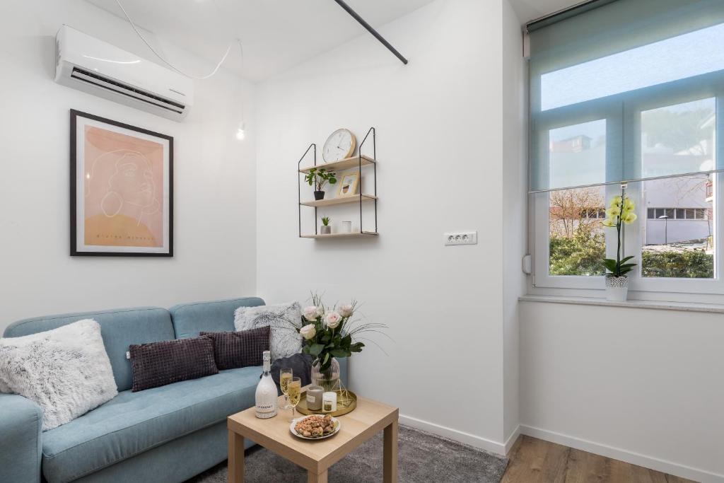 Saint Vitus Apartments with balcony - 2