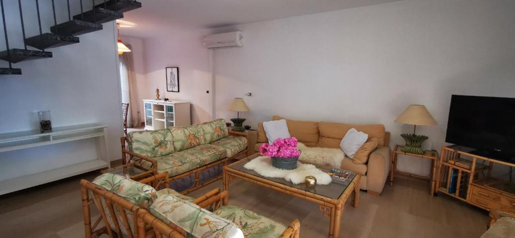 Posezení v ubytování VILLAS COSETTE - Villa Julieta
